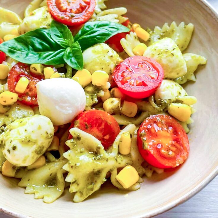 Image for Caprese Pasta Salad (With Pesto)